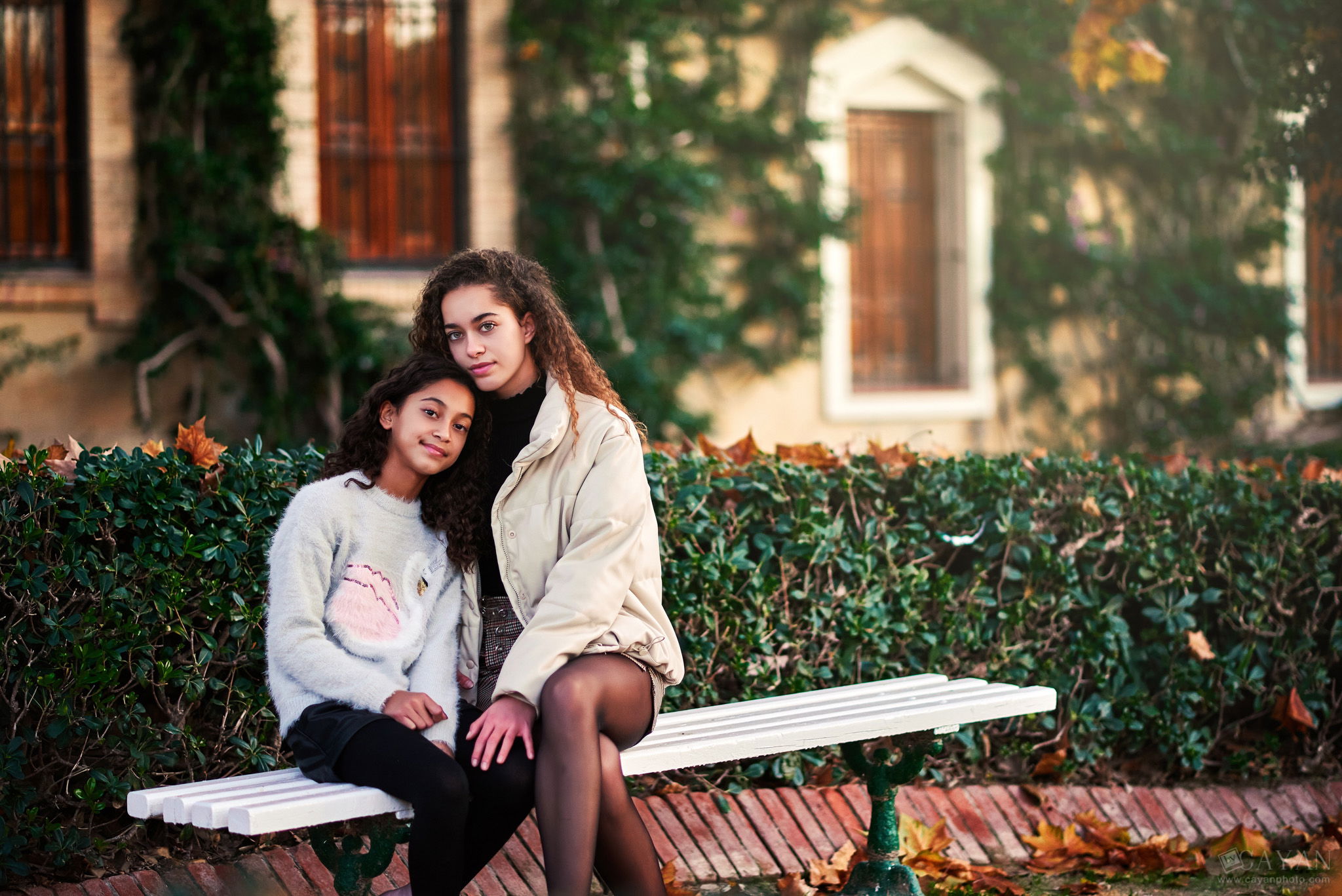 With sisters Carla and Caroline