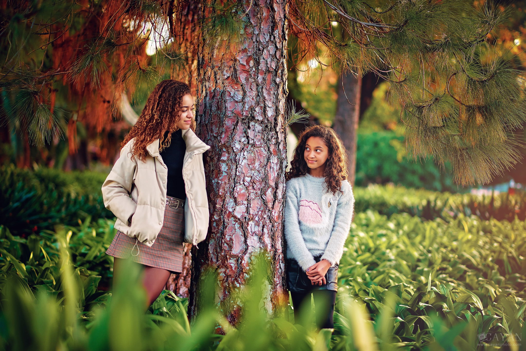 With sisters Carla and Caroline