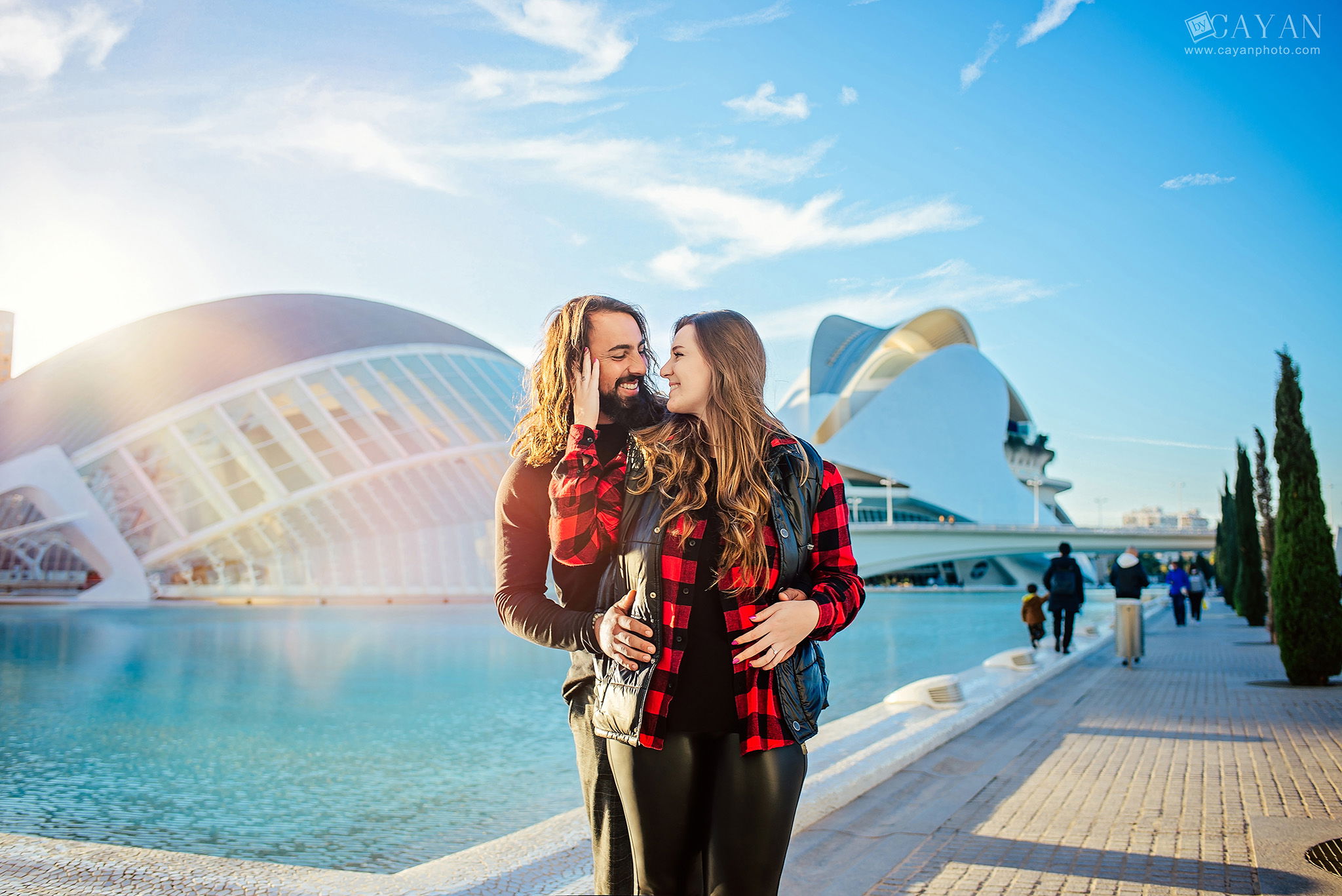 With the couple Luana and Jonathan.