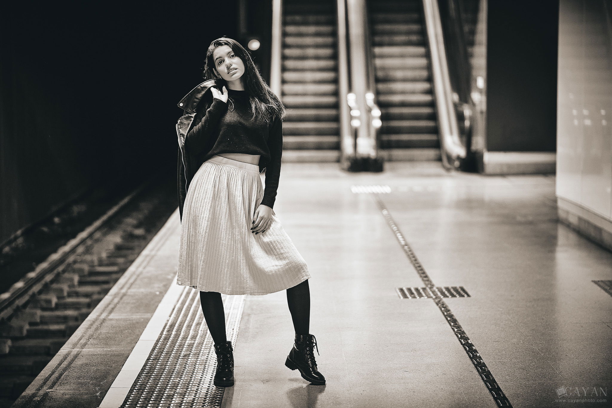 With models Andrea Martinez and Raquel Gonzales - @ raquelgonzales17 @ andreamartinez_007