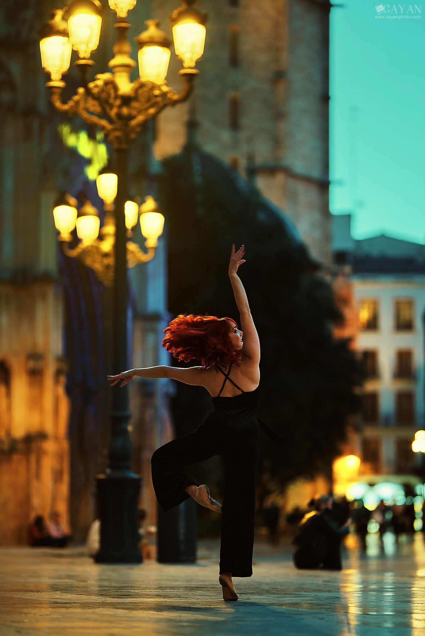 With Helena - @helenadonet