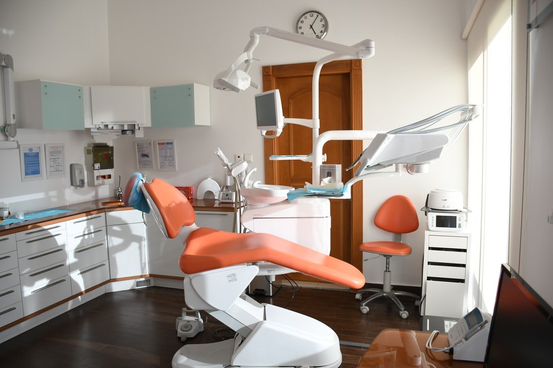Essential Things you Must Consider When Choosing an Excellent Dentist - Emergency Dentists