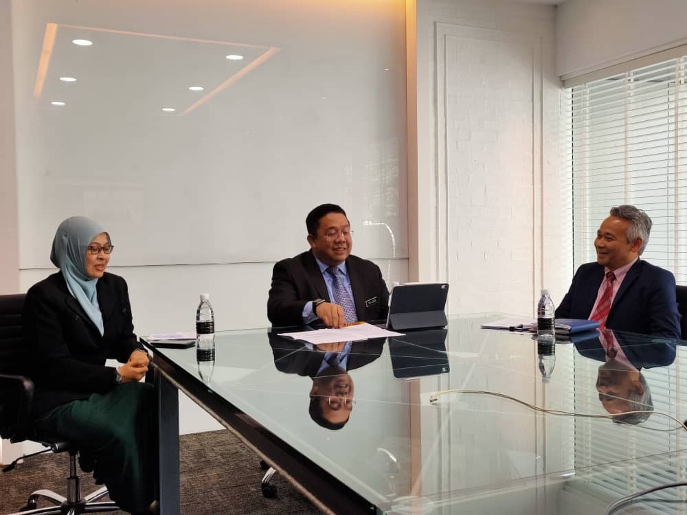 主題三 :《大流行中的“清真”疫苗？》清真疫苗专题讨论 Panel Discussion: ‘Halal’ Vaccines in a Pandemic?