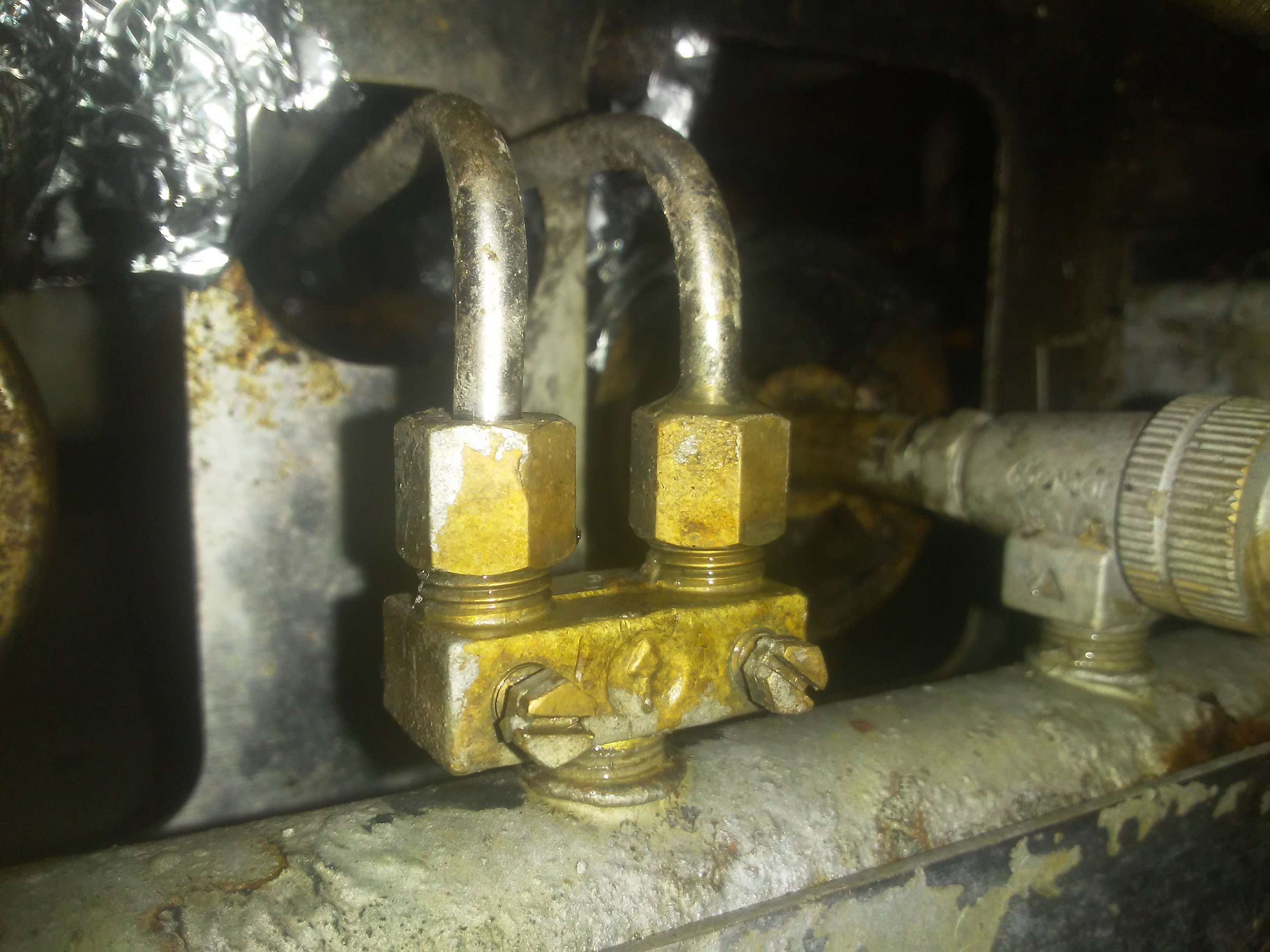 cleaning pilot light valves