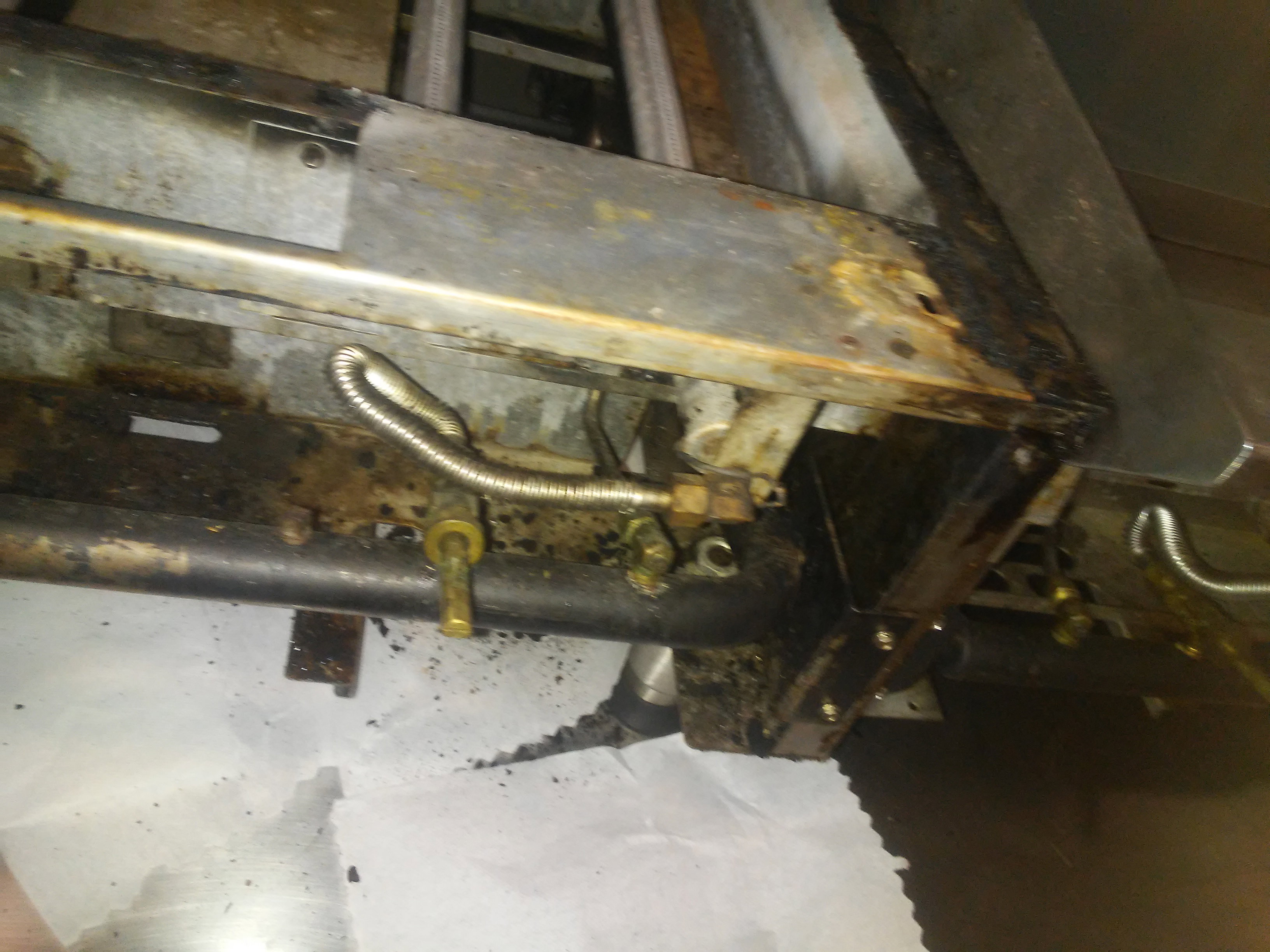 kitchen cleaning and maintenance