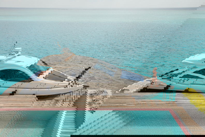 تراجع لوكس * المياه الزائدة