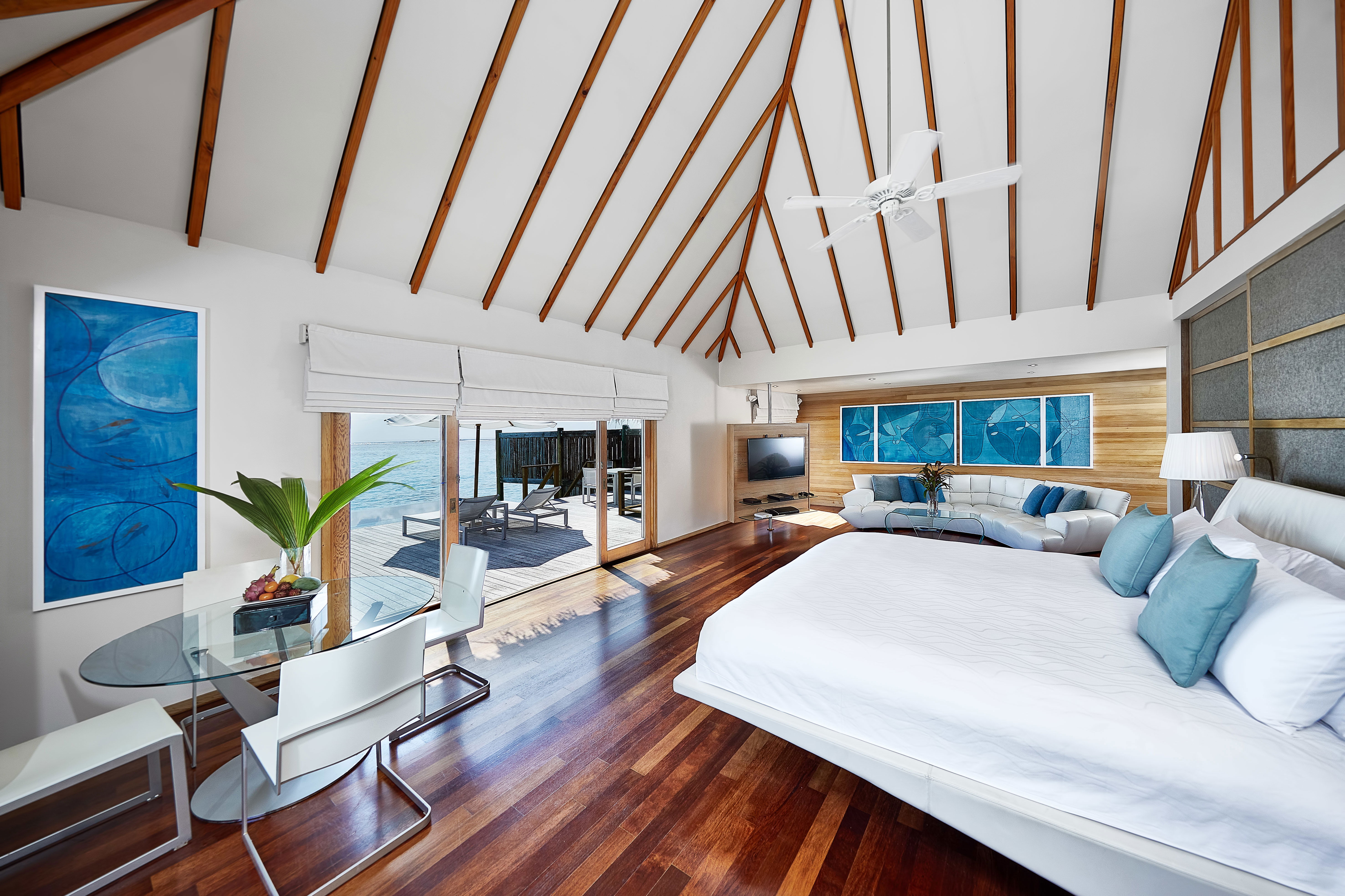 فيلا مائية فاخرة