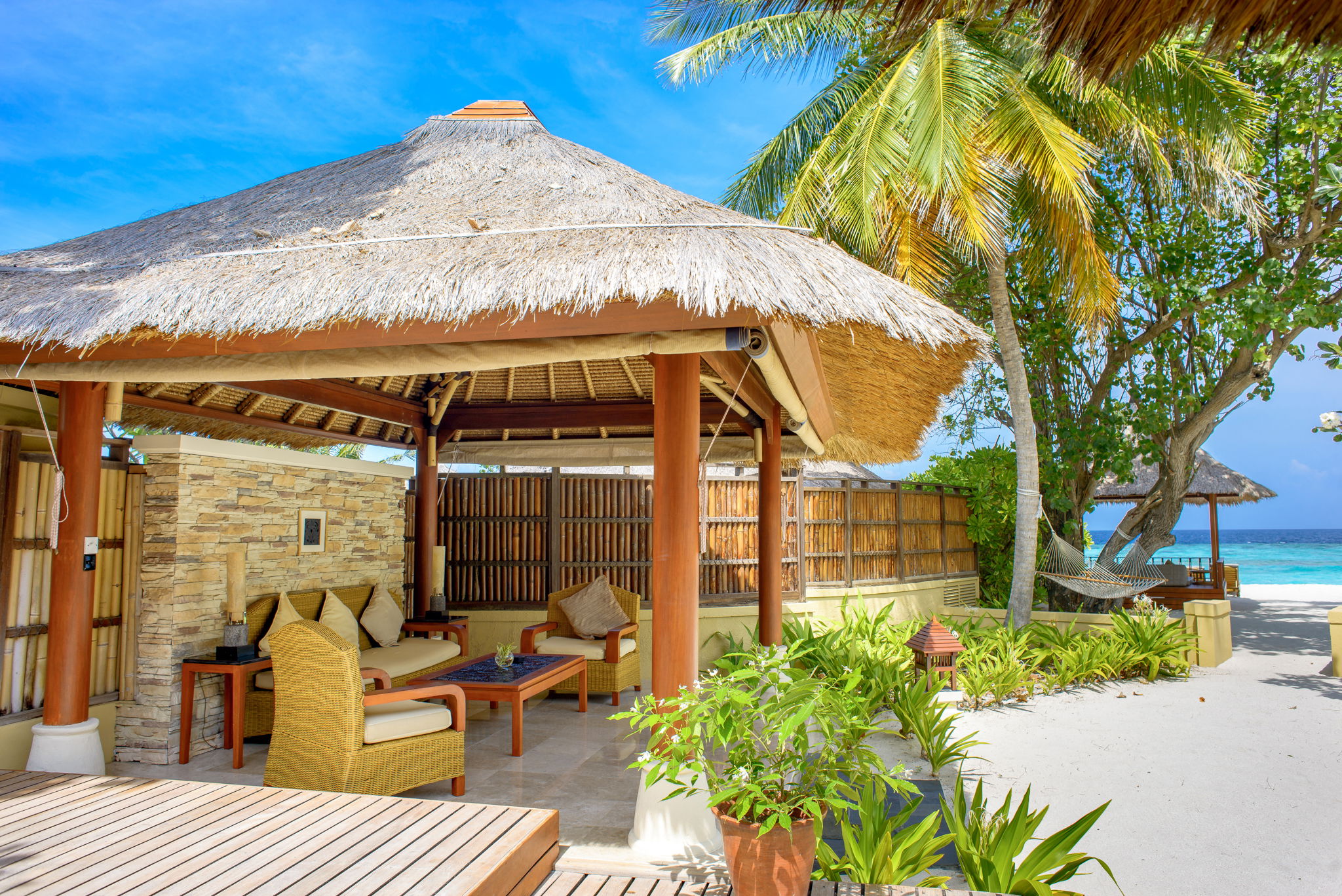 فيلا بمسبح سانكتشواري سبا