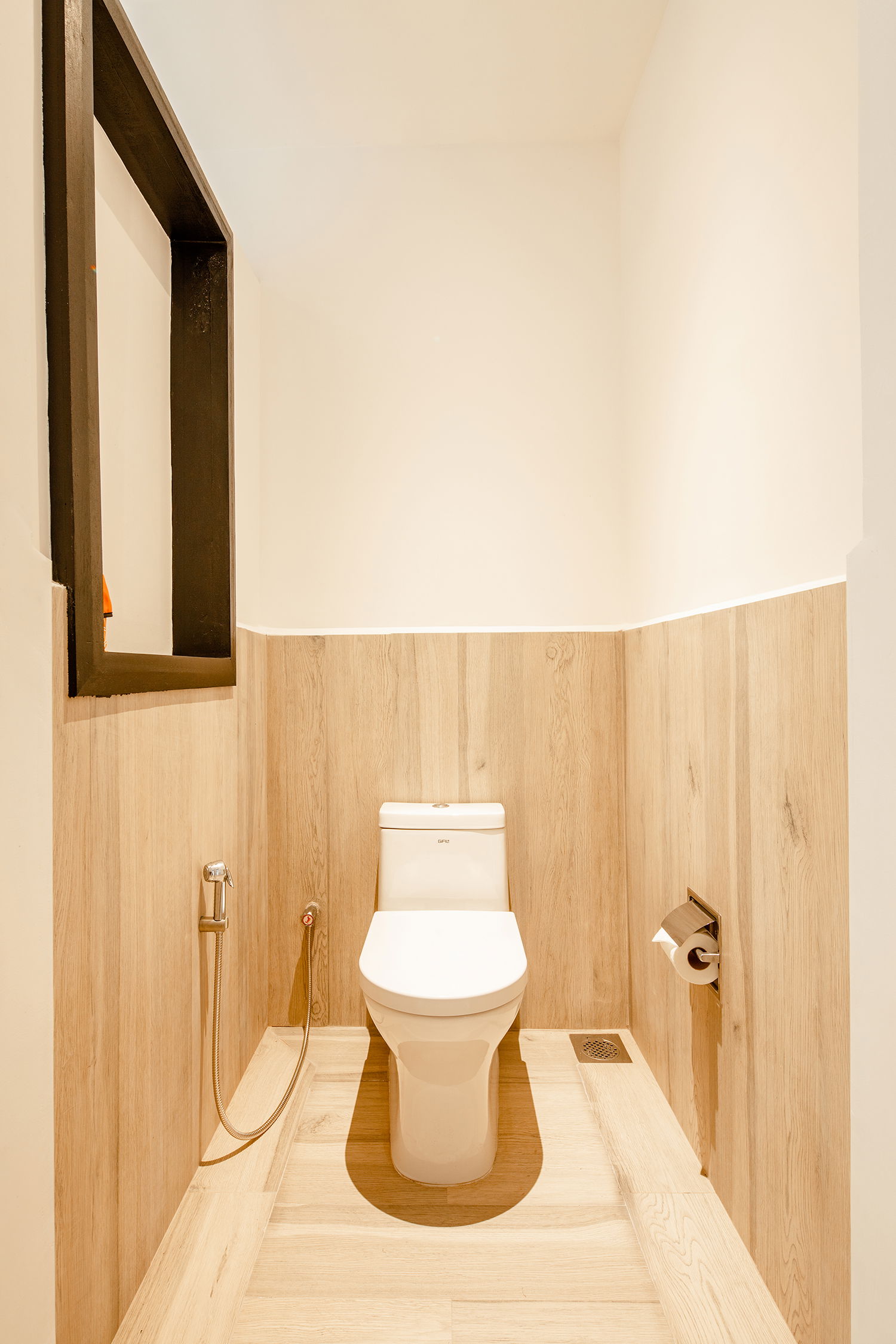 فيلا على شاطئ البحر