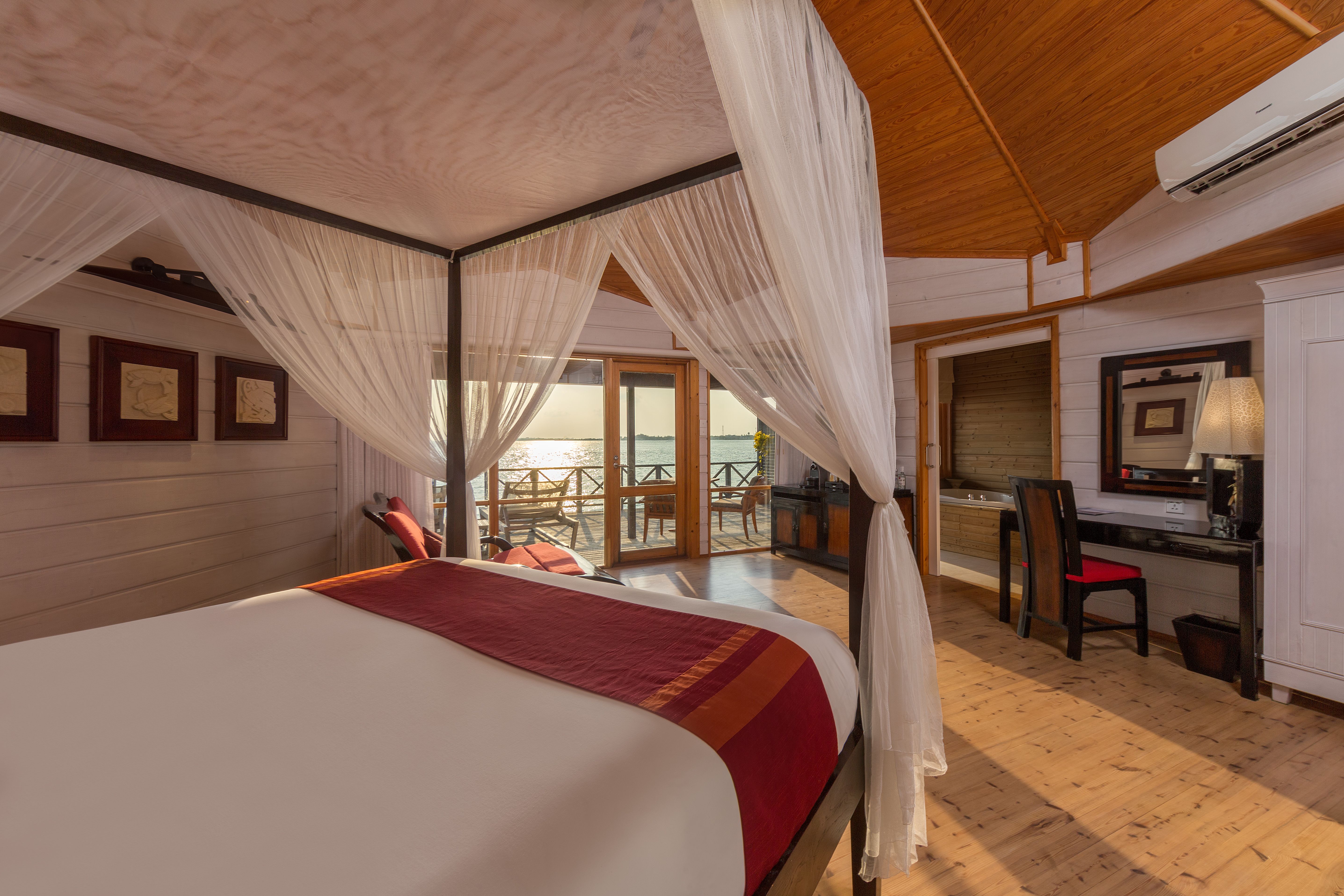 فيلا جاكوزي المائية - 88 م 2