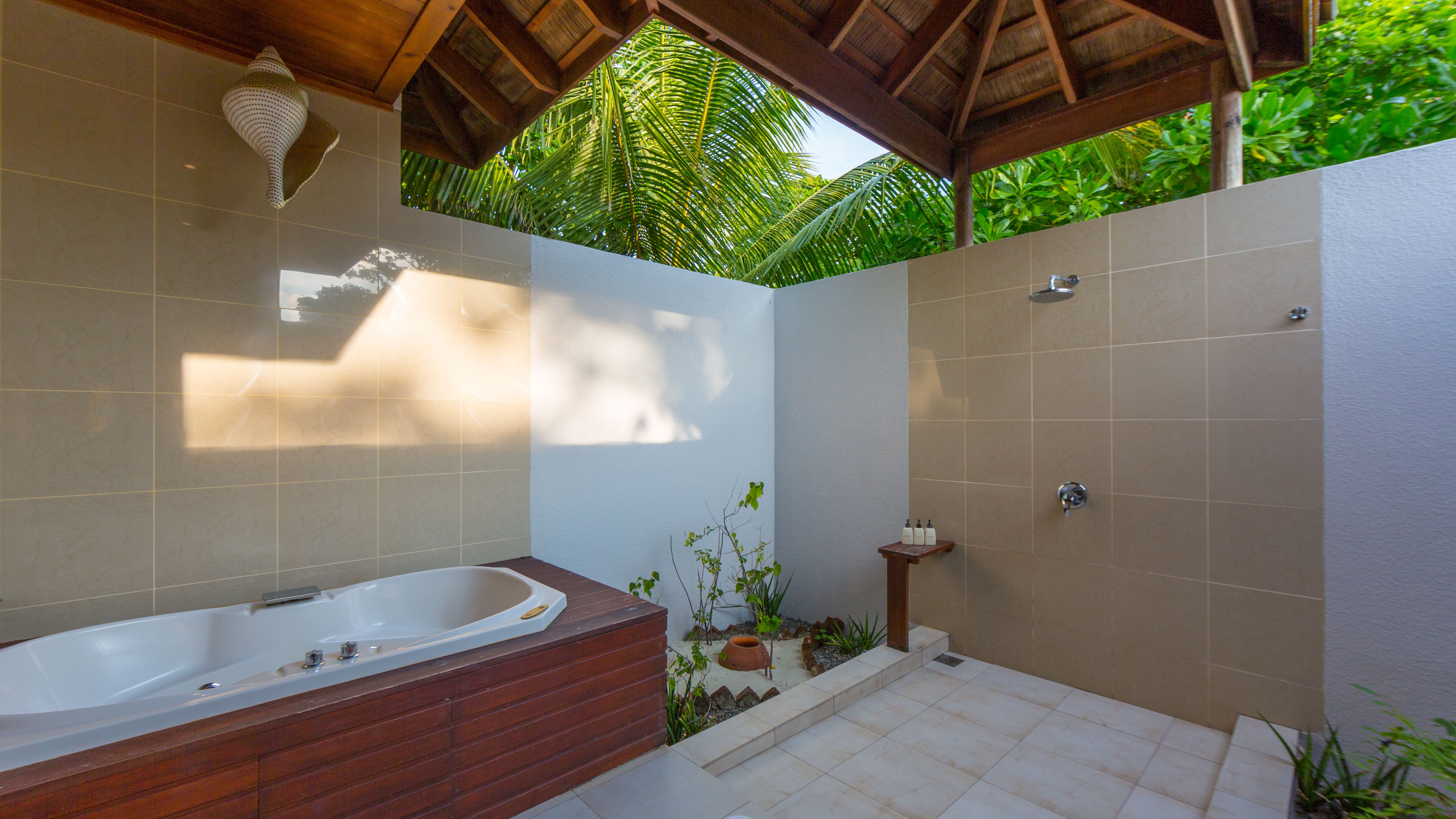 Private pool villa - 287 m2