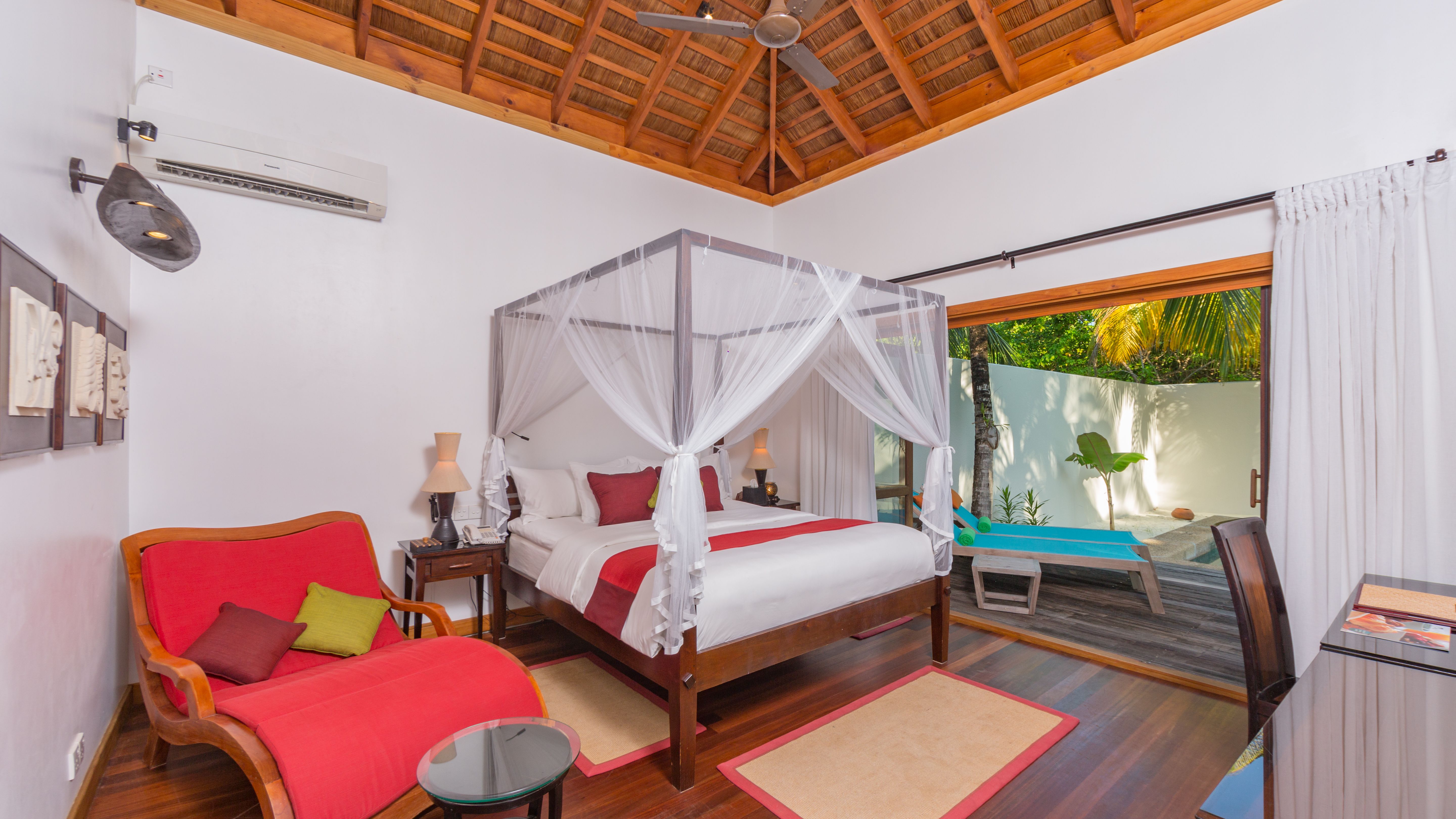 Private pool villa - 287 m2