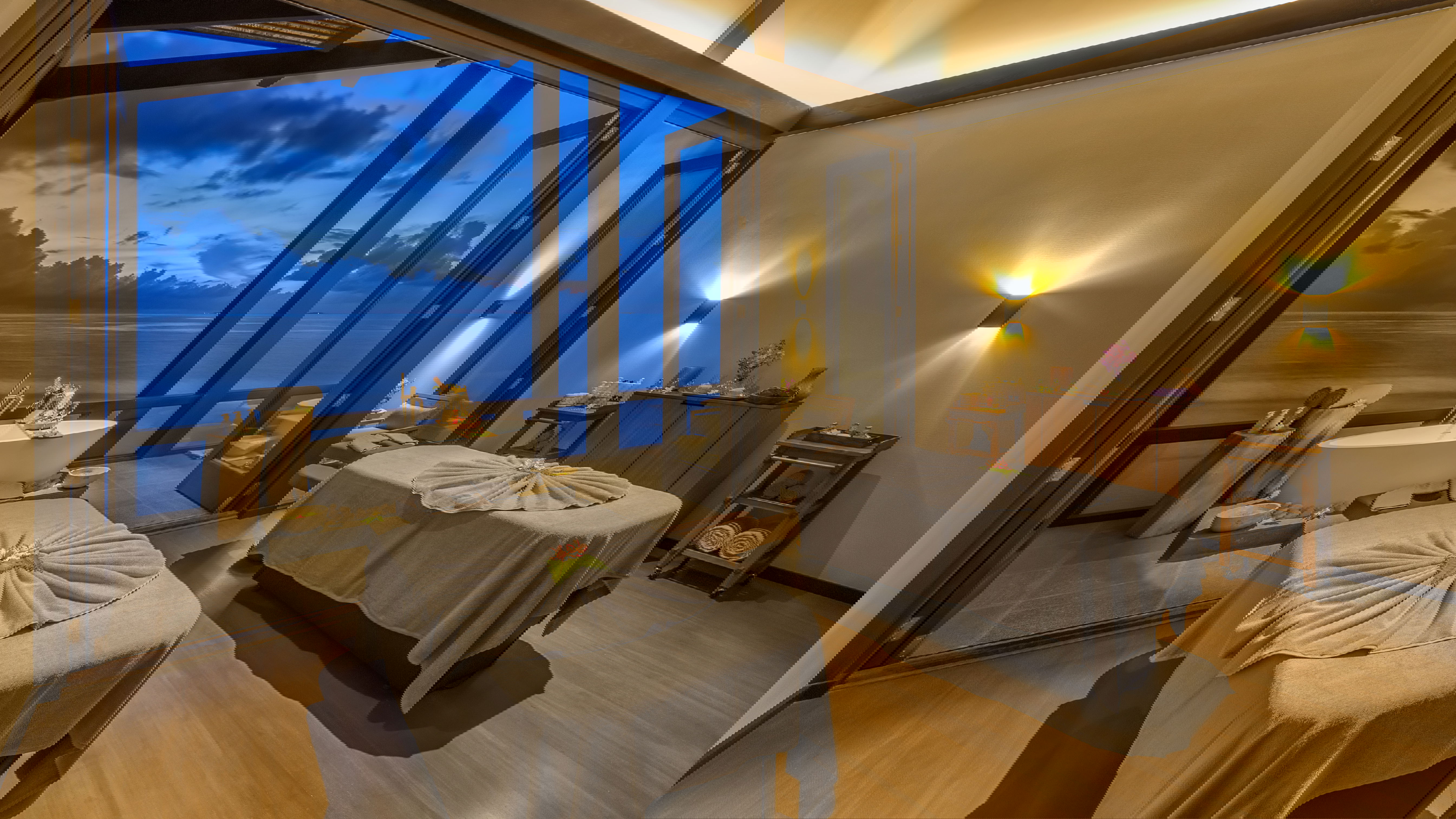 LIVE IN THE LAP OF LUXURY