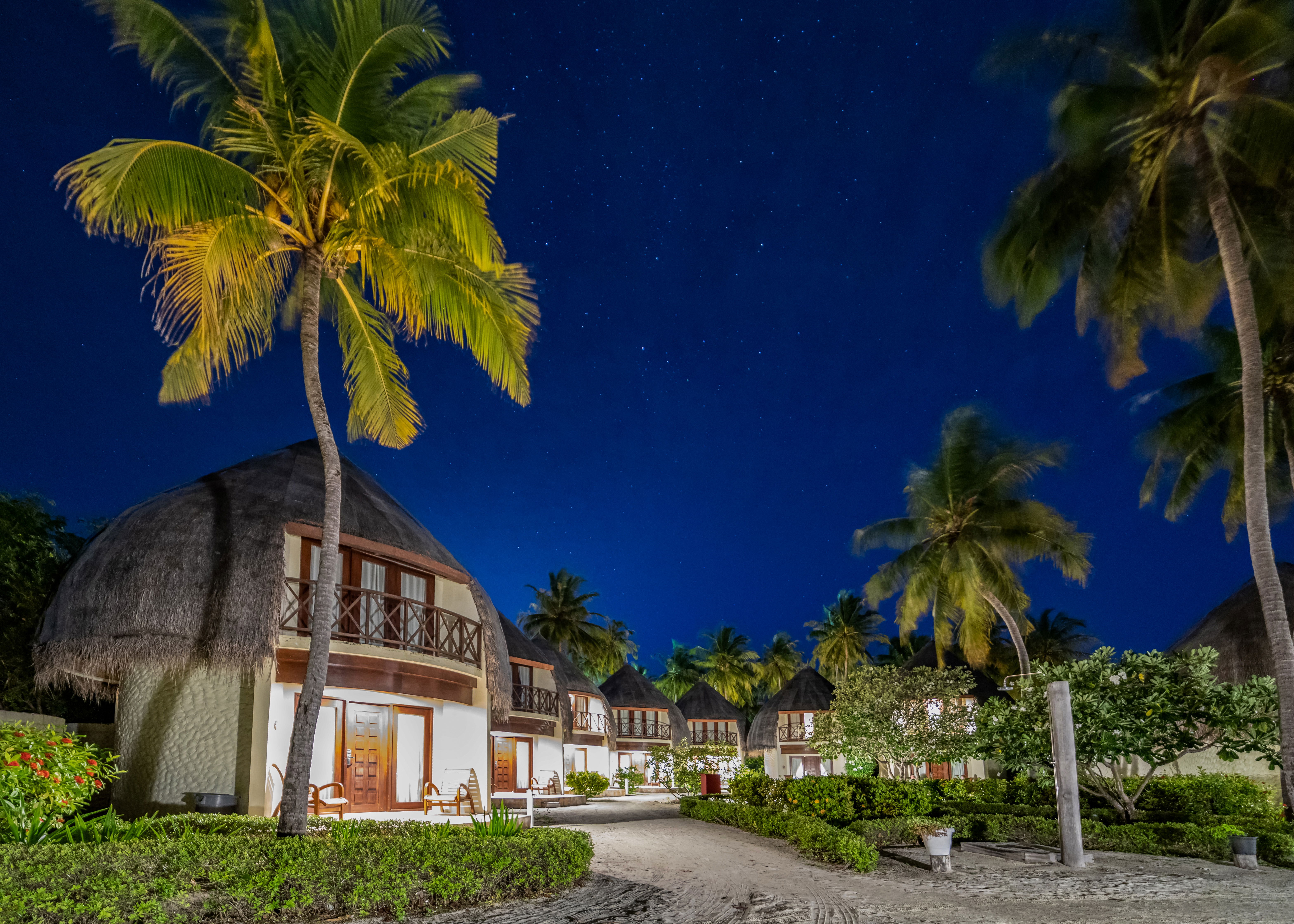 सुपीरियर बीच विला