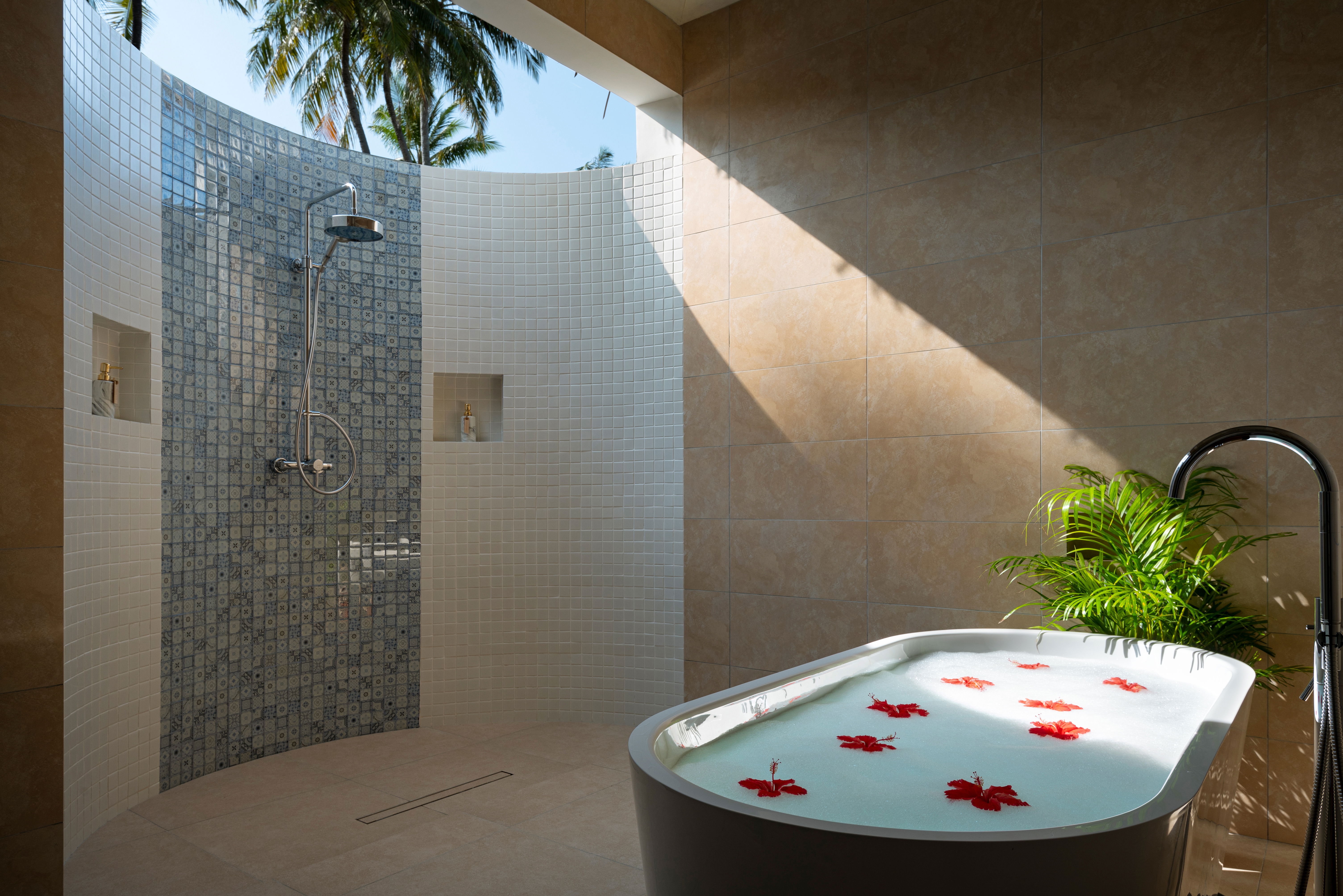 सुपीरियर विला