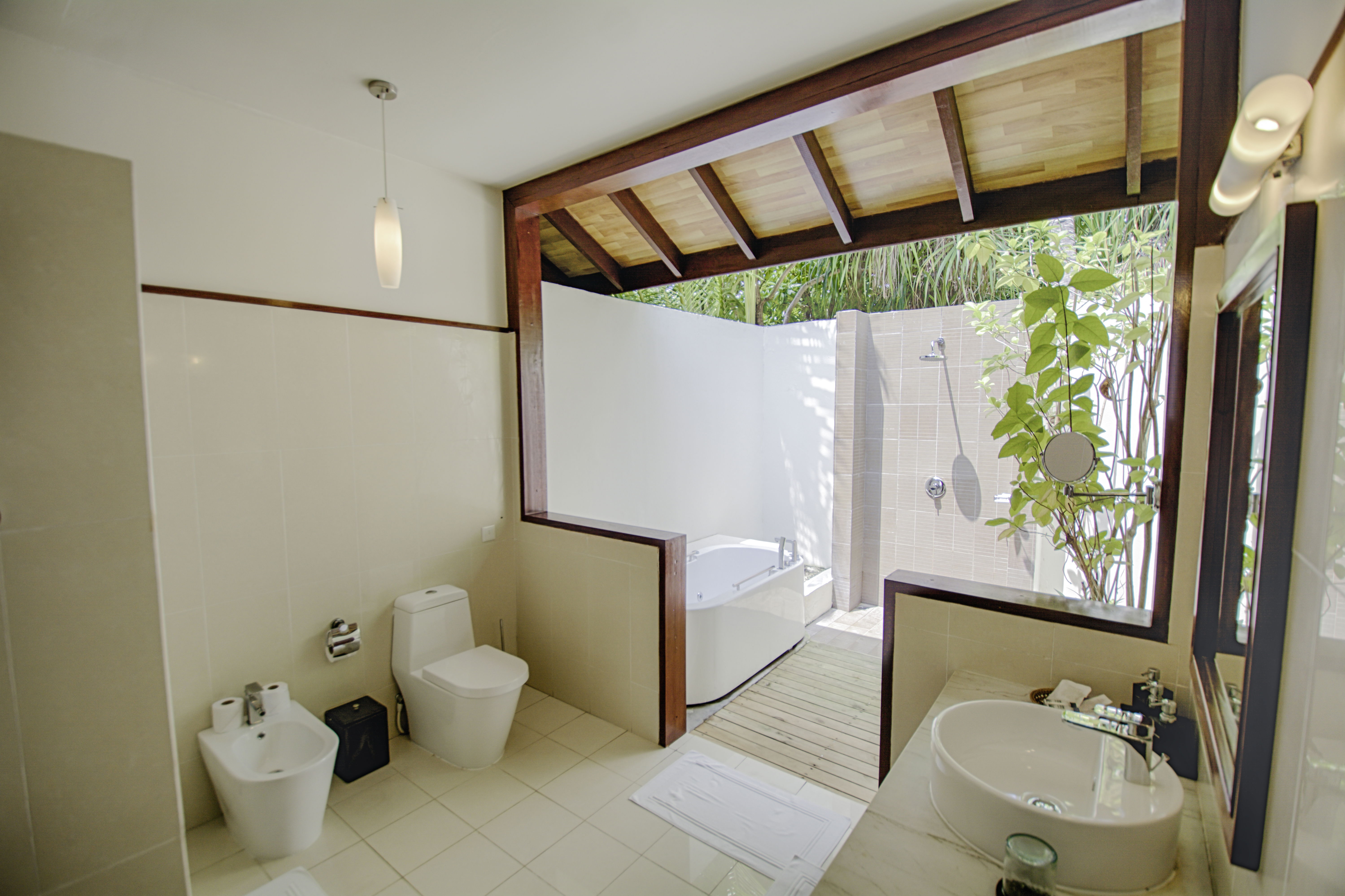 فيلا بحديقة - ٦٥ متر مربع