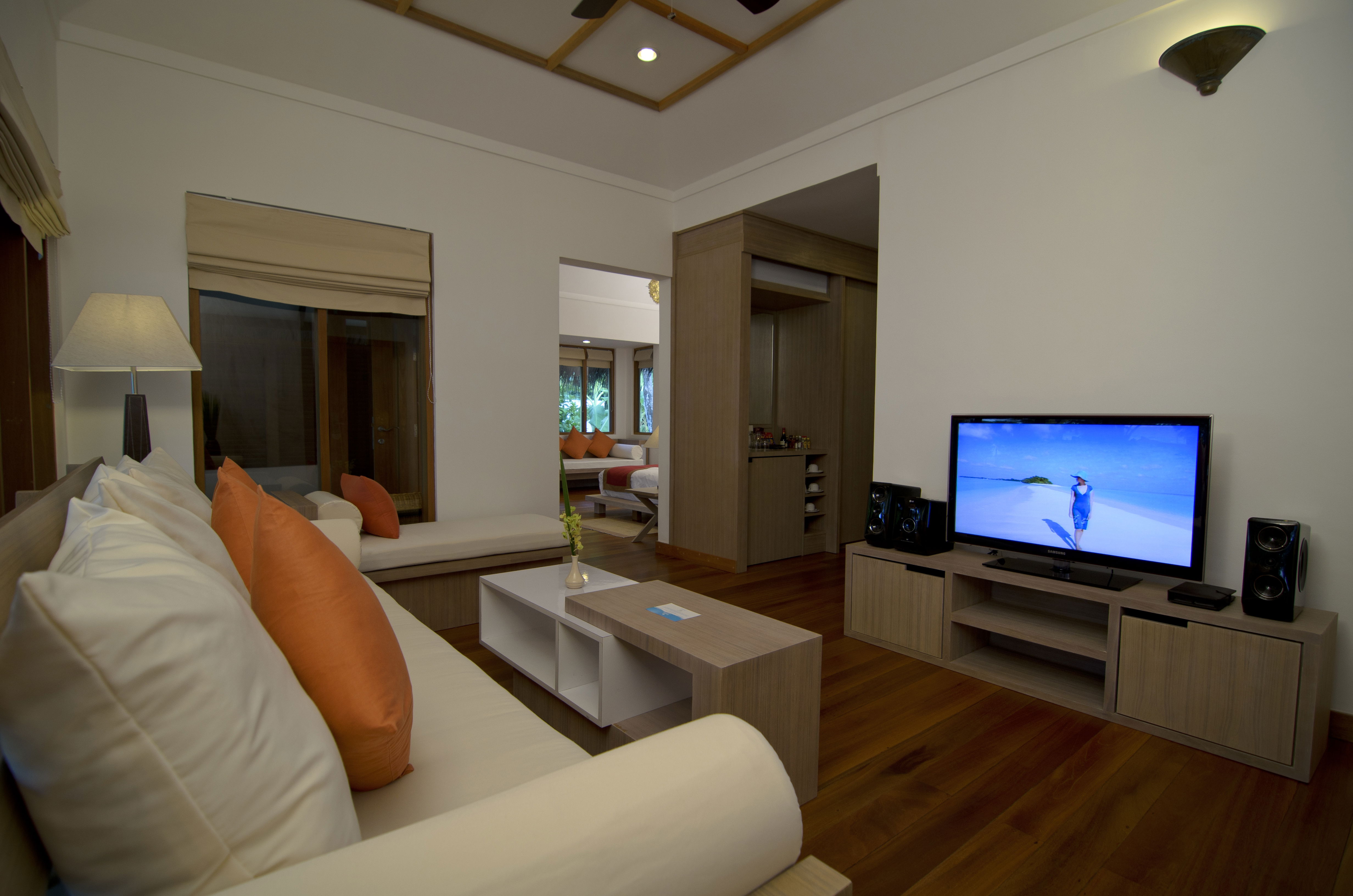 हनीमून पूल विला