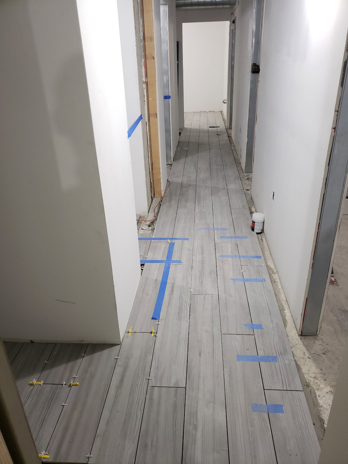 다양한 유형의 바닥재